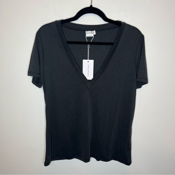 Lovers and Friends Feel Good Tee S - Picture 2 of 6